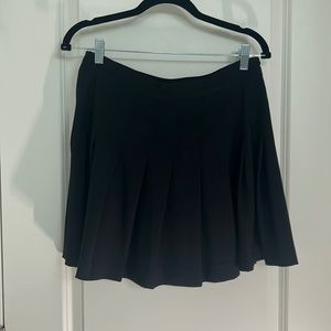 Black pleated skirt with side zip size large